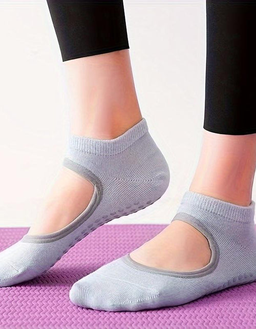 Load image into Gallery viewer, Women's Comfortable Non-Slip Yoga Socks
