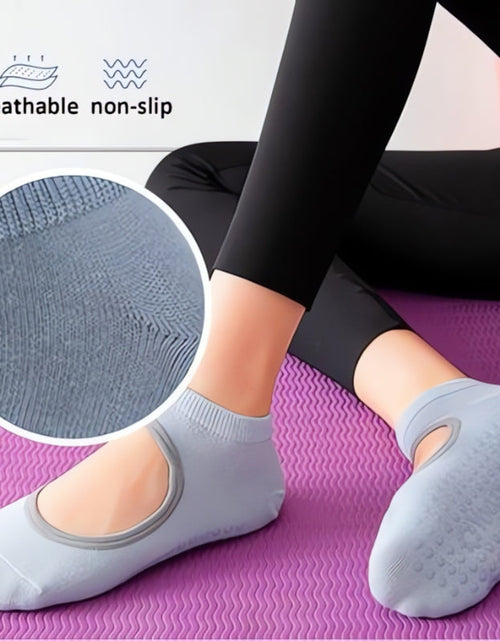 Load image into Gallery viewer, Women's Comfortable Non-Slip Yoga Socks
