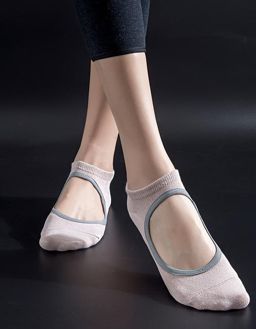 Load image into Gallery viewer, Women's Comfortable Non-Slip Yoga Socks
