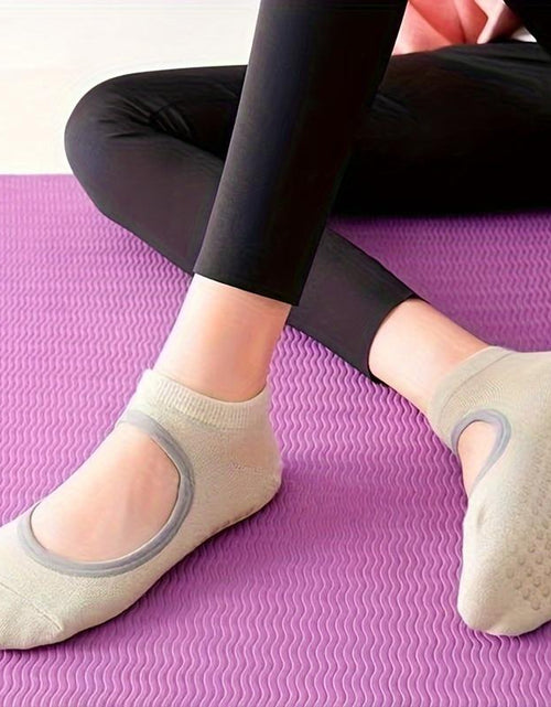 Load image into Gallery viewer, Women's Comfortable Non-Slip Yoga Socks
